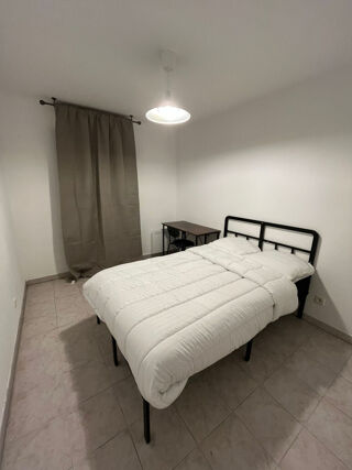  Appartement à louer 4 pièces 73 m²