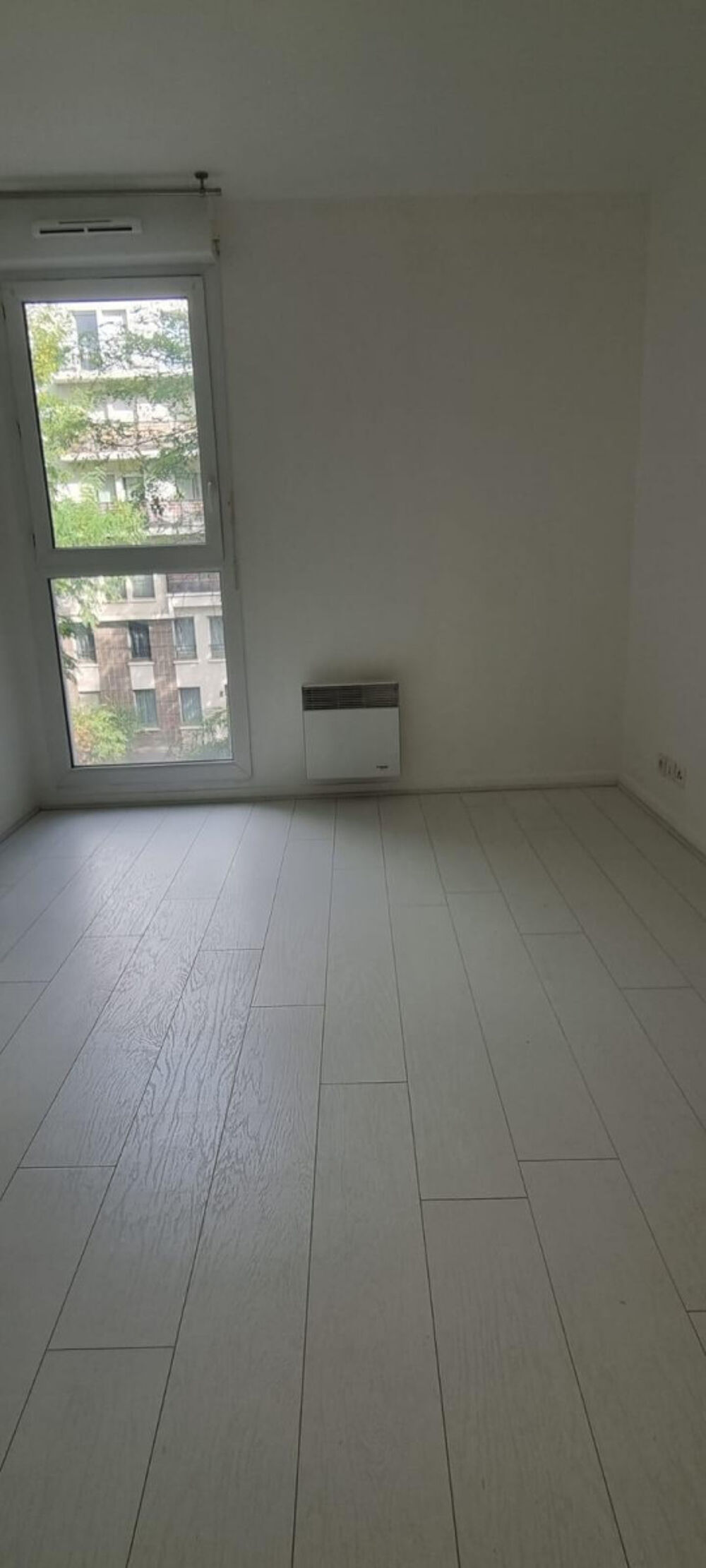Location Appartement 2 pièces à Sain Denis avec balcon Saint-denis