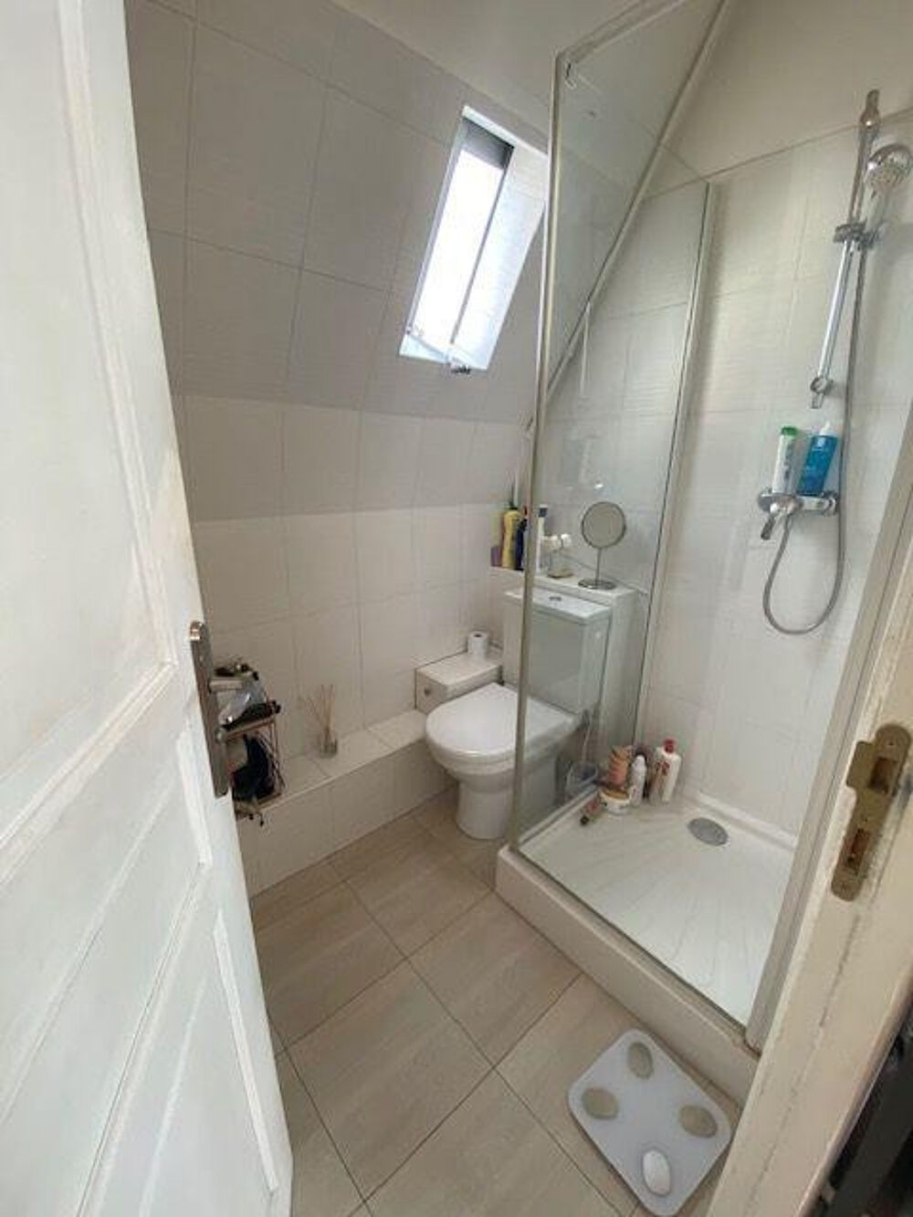 Location Appartement Paris 17 - Grand studio au calme - vue Sacré coeur Paris 17