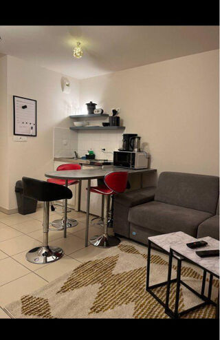  Appartement à louer 1 pièce 27 m²