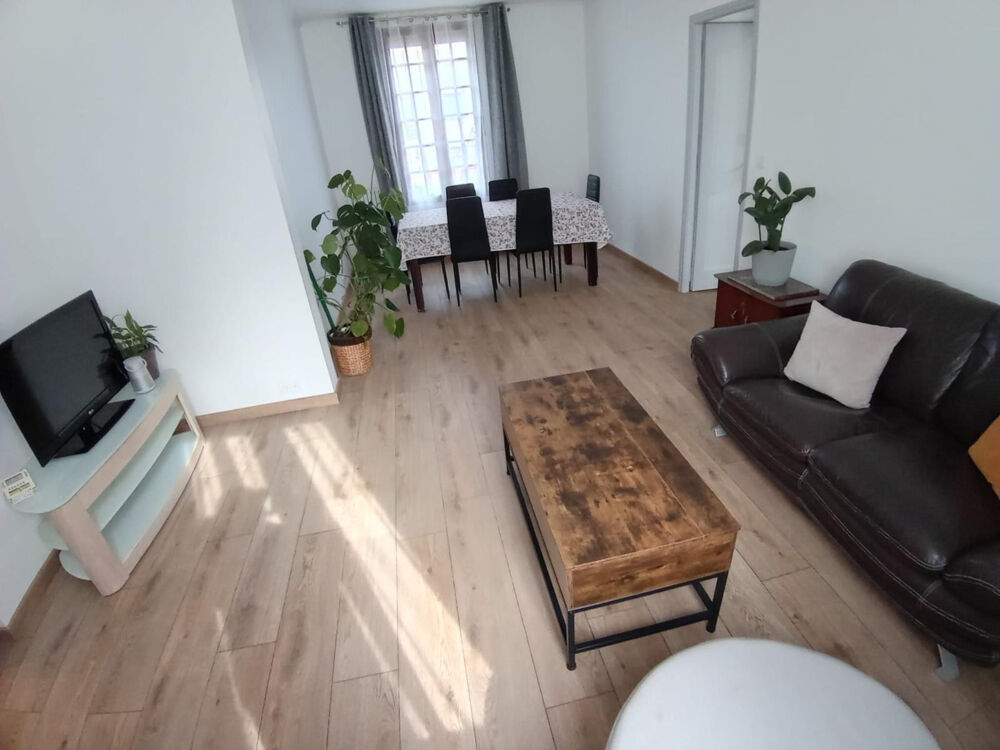 Location Appartement Colocation dans appartement rénové avec jardin Dammarie-les-lys