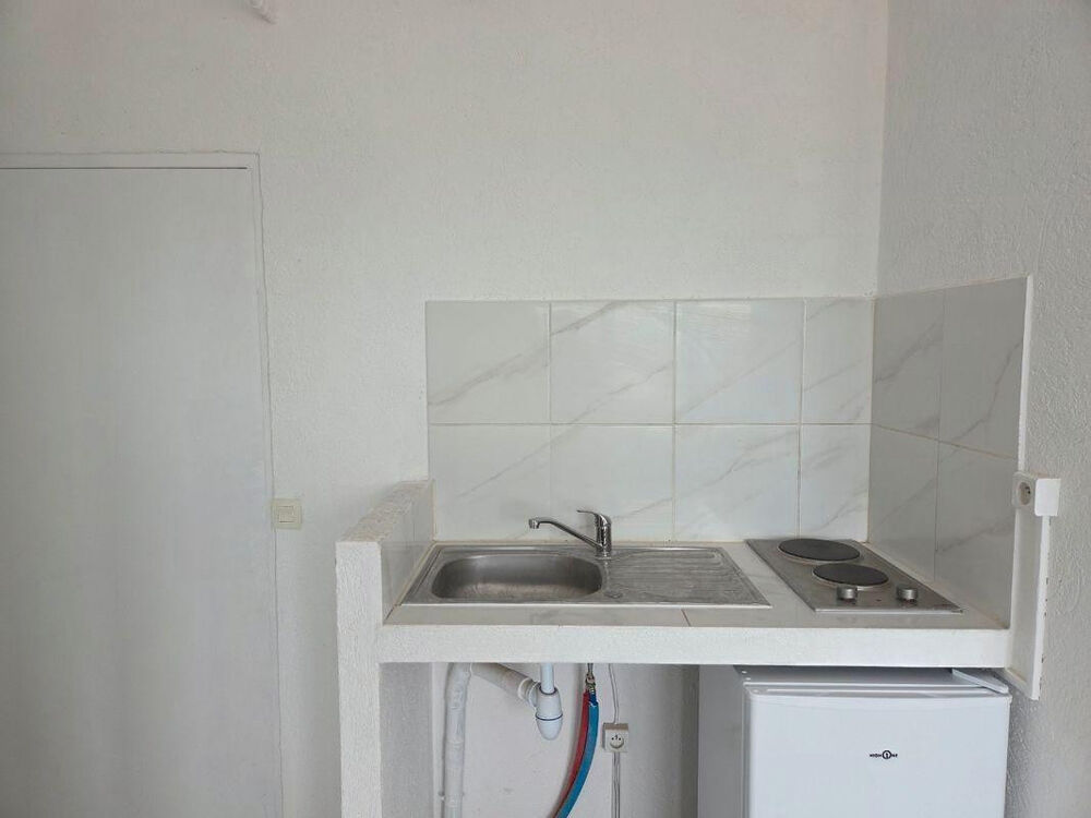 Location Appartement Beau studio meublé 16m2 refait à neuf Villeurbanne