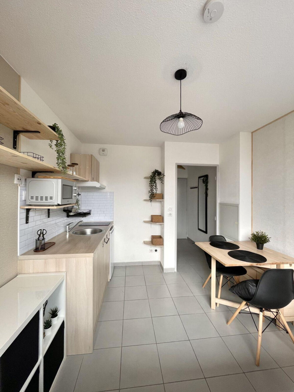 Location Appartement Beau studio meublé 16m² dans résidence étudiante Marseille 14
