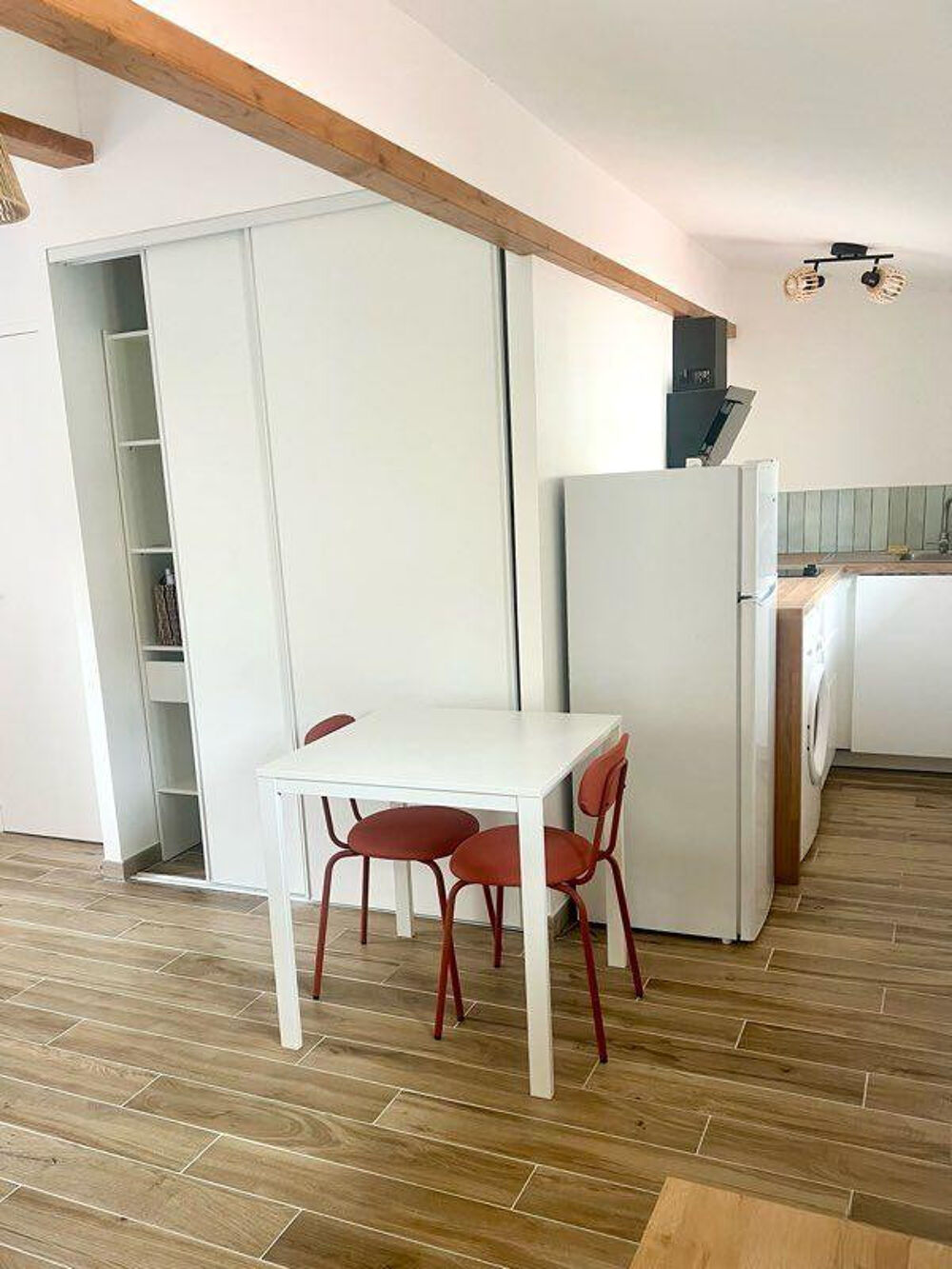 Location Appartement Studio meublé rénové Marseille 6