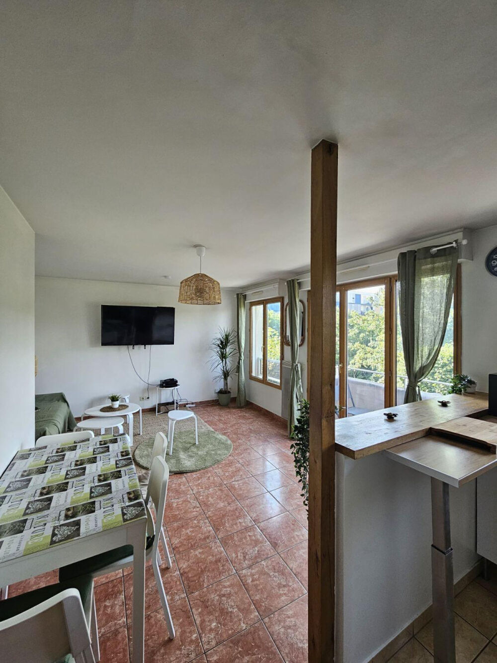Location Appartement Charmant T2 meublé à Villejuif Villejuif