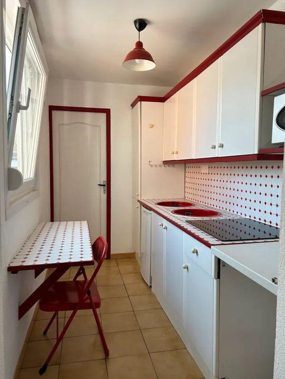 Beau studio meublé 22m²
