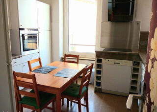  Appartement à louer 1 pièce 79 m²