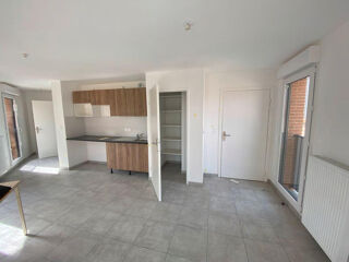  Appartement à louer 2 pièces 49 m²