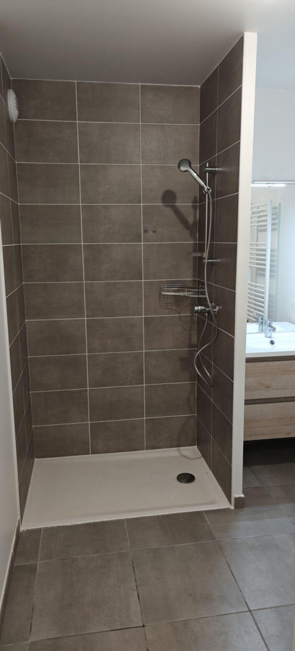 Location Appartement T2 Cosy,Verdoyant 43,5m² entre Doua et Gratte-Ciel Villeurbanne
