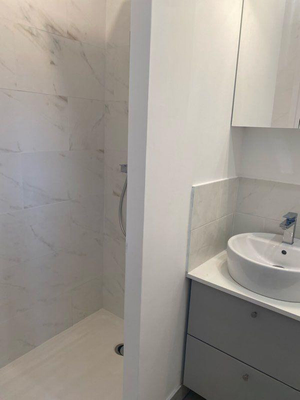 Location Appartement Beau studio meublé 25m² Torcy Torcy