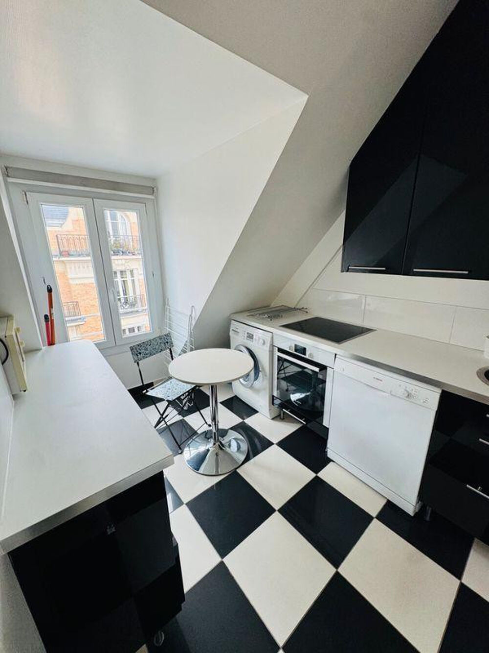 Location Appartement Loue joli studio Paris 6ème Paris 6