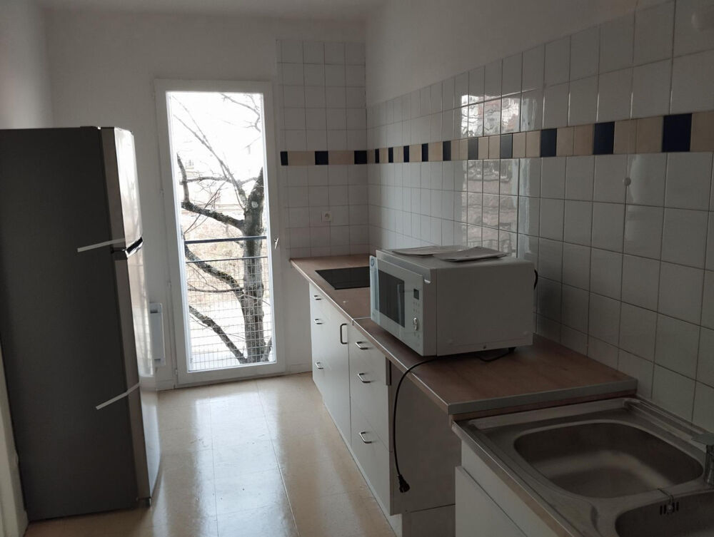Location Appartement Colocation solidaire pour jeunes de 18 à 30 ans Saint-Étienne