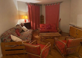  Appartement à louer 3 pièces 75 m²