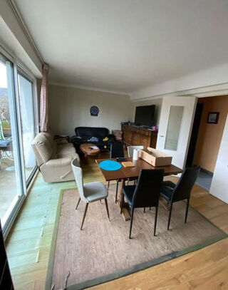  Appartement à louer 1 pièce 100 m²