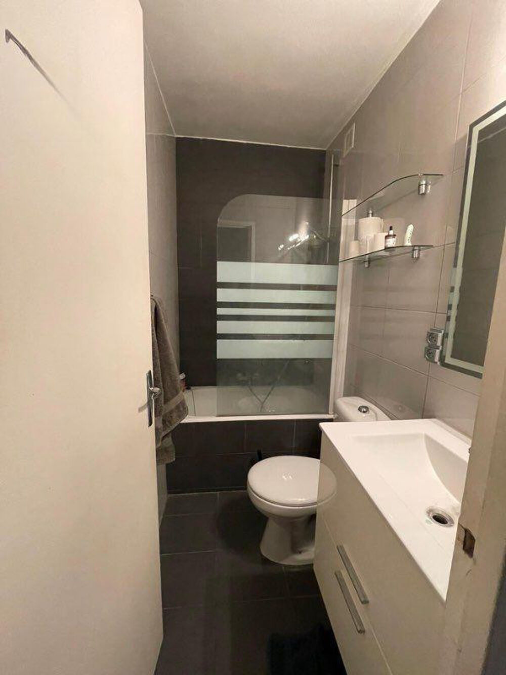 Location Appartement Location studio meublé Paris 75007 Paris 7
