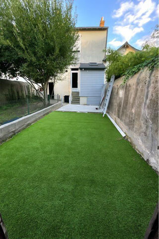  Appartement à louer 2 pièces 37 m²