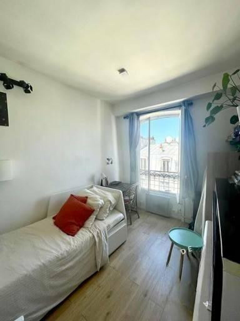 Location Appartement Beau studio meublé 15m² Paris 18