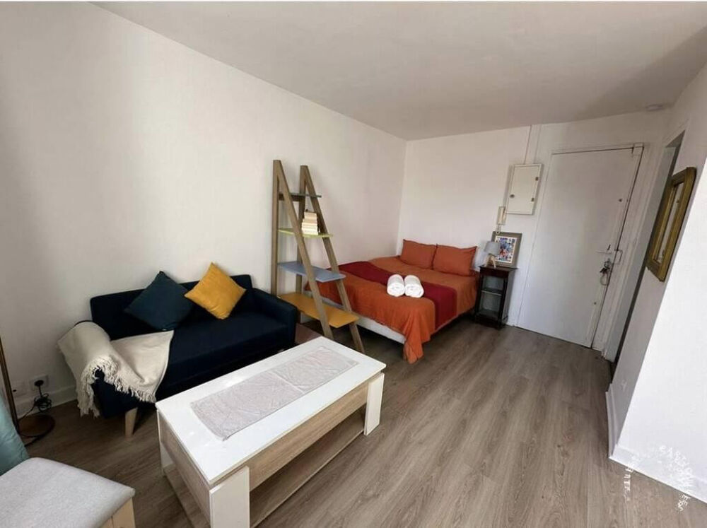 Location Appartement Beau studio meublé 21m² Bordeaux