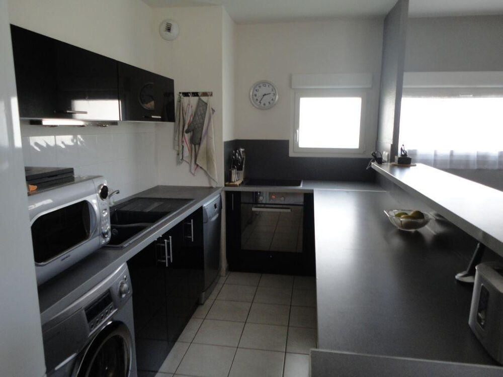Location Appartement Appartement Duplex T3 non meublé à Grenoble Grenoble