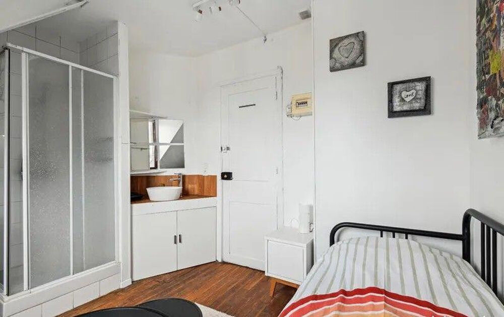 Location Appartement Beau studio 10m² meublé Porte Dauphine Paris 16