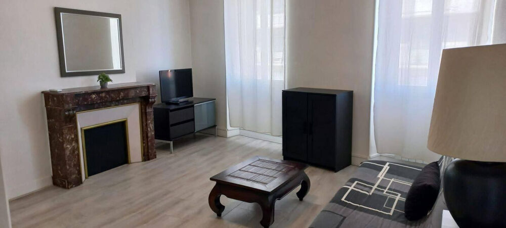 Location Appartement Charmant T2 meublé 43m² lumineux et rénové Bordeaux