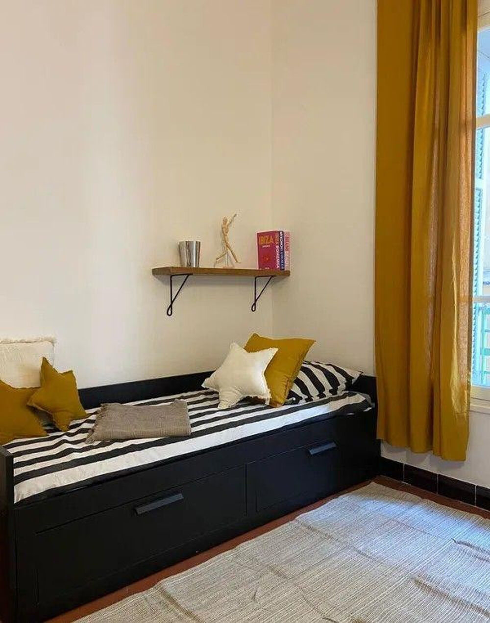 Location Appartement Beau studio meublé de 18m² Marseille 1