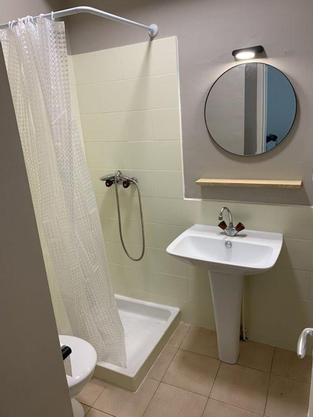 Location Appartement Studio meublé à Sainte-Foy-lès-Lyon Sainte-foy-lès-lyon