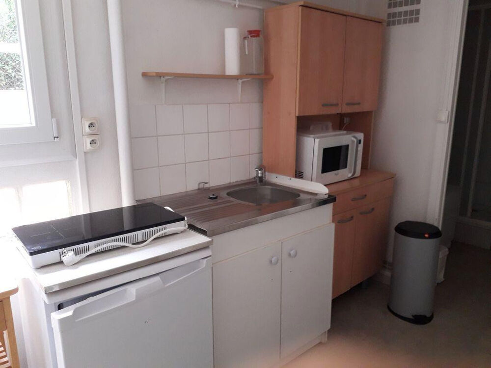 Location Appartement Location studio meublé 18 m² - Thabor - 500 CC Rennes