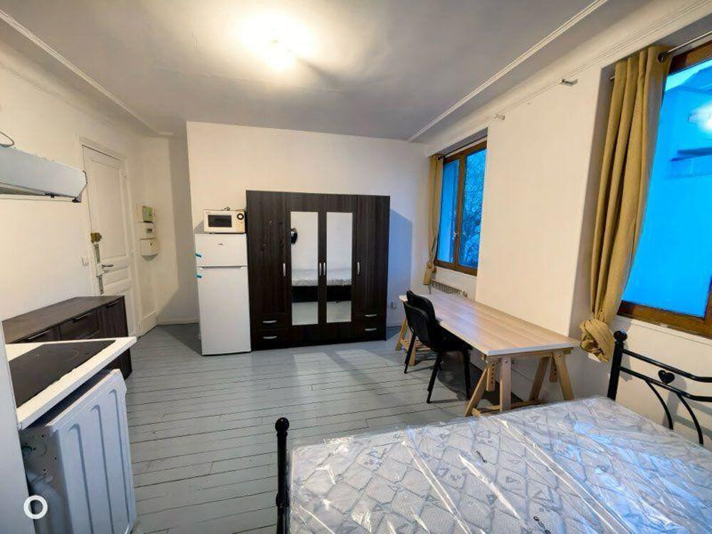 Location Appartement Studio 19m2 à Nanterre Ville - Place de la boule Nanterre