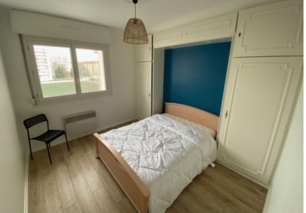 Location Appartement Appartement T3 meublé Villeurbanne Gratte Ciel Villeurbanne