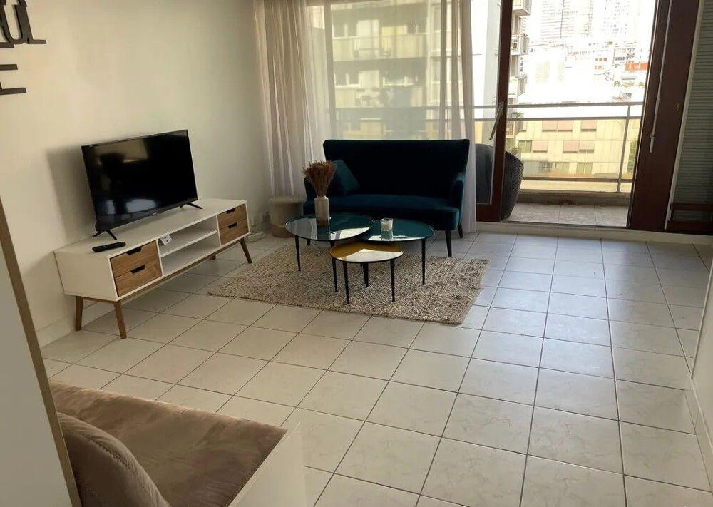 Location Appartement Beau studio meublé 31m² rénové avec balcon Paris 15