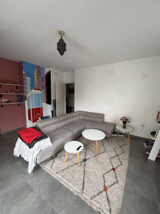  Appartement à louer 2 pièces 47 m²