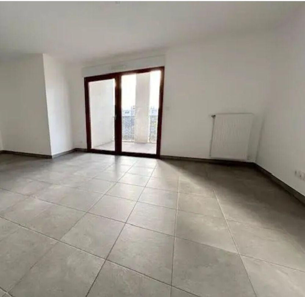 Location Appartement T3 superbe idéal Paris 18