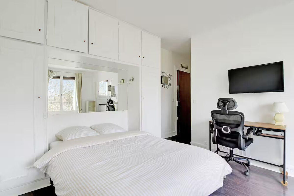 Location Appartement Beau studio Paris 16, Dauphine, avenue Foch Paris 16