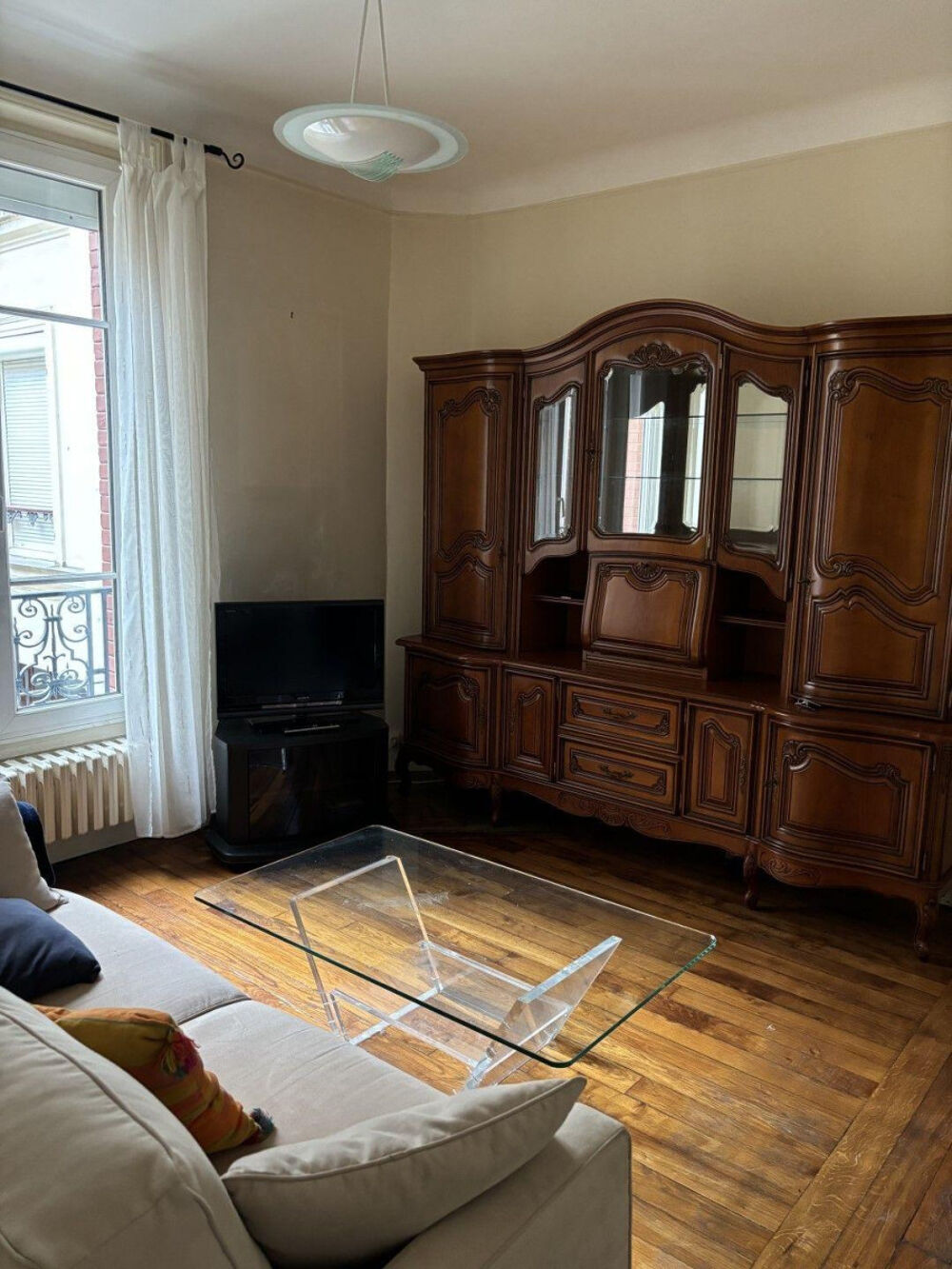 Location Appartement Charmant petit appartement Paris 11