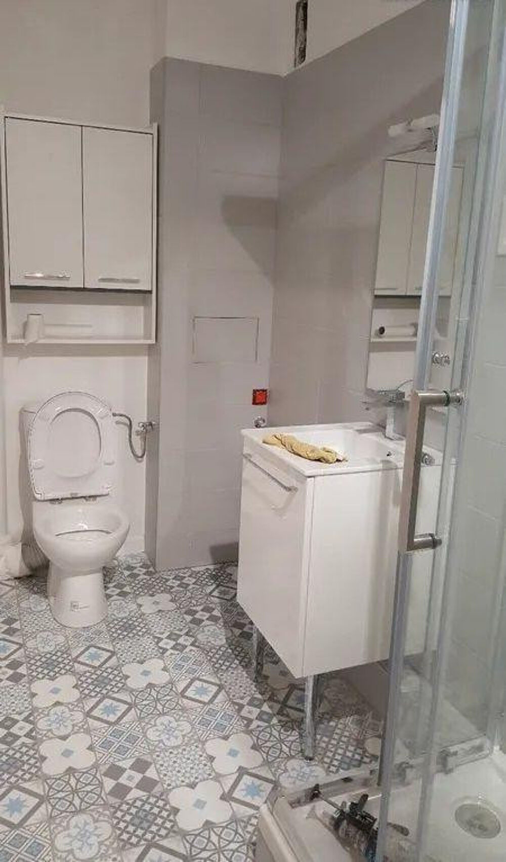 Location Appartement Beau studio meublé bien équipé 32m² lumineux Paris 14