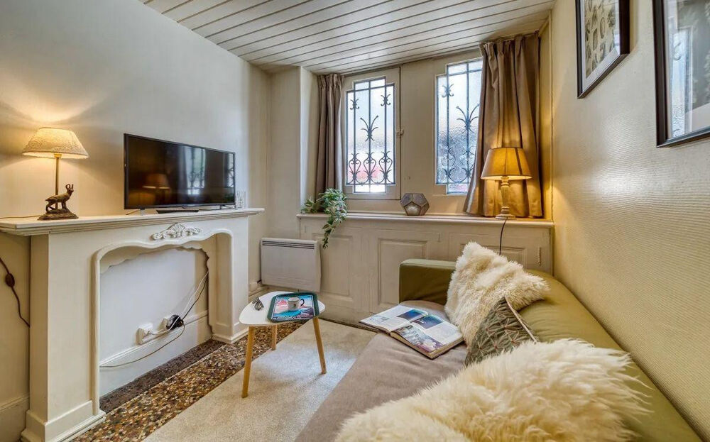 Location Appartement Beau 2P meublé 22m² proche place Victor Hugo Grenoble