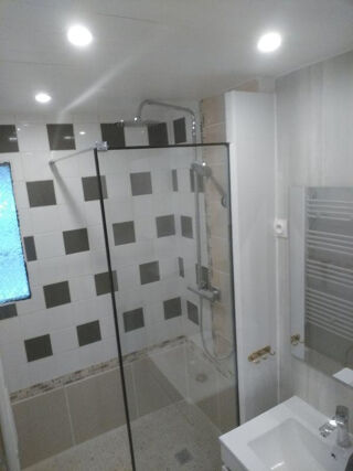  Appartement à louer 2 pièces 50 m²