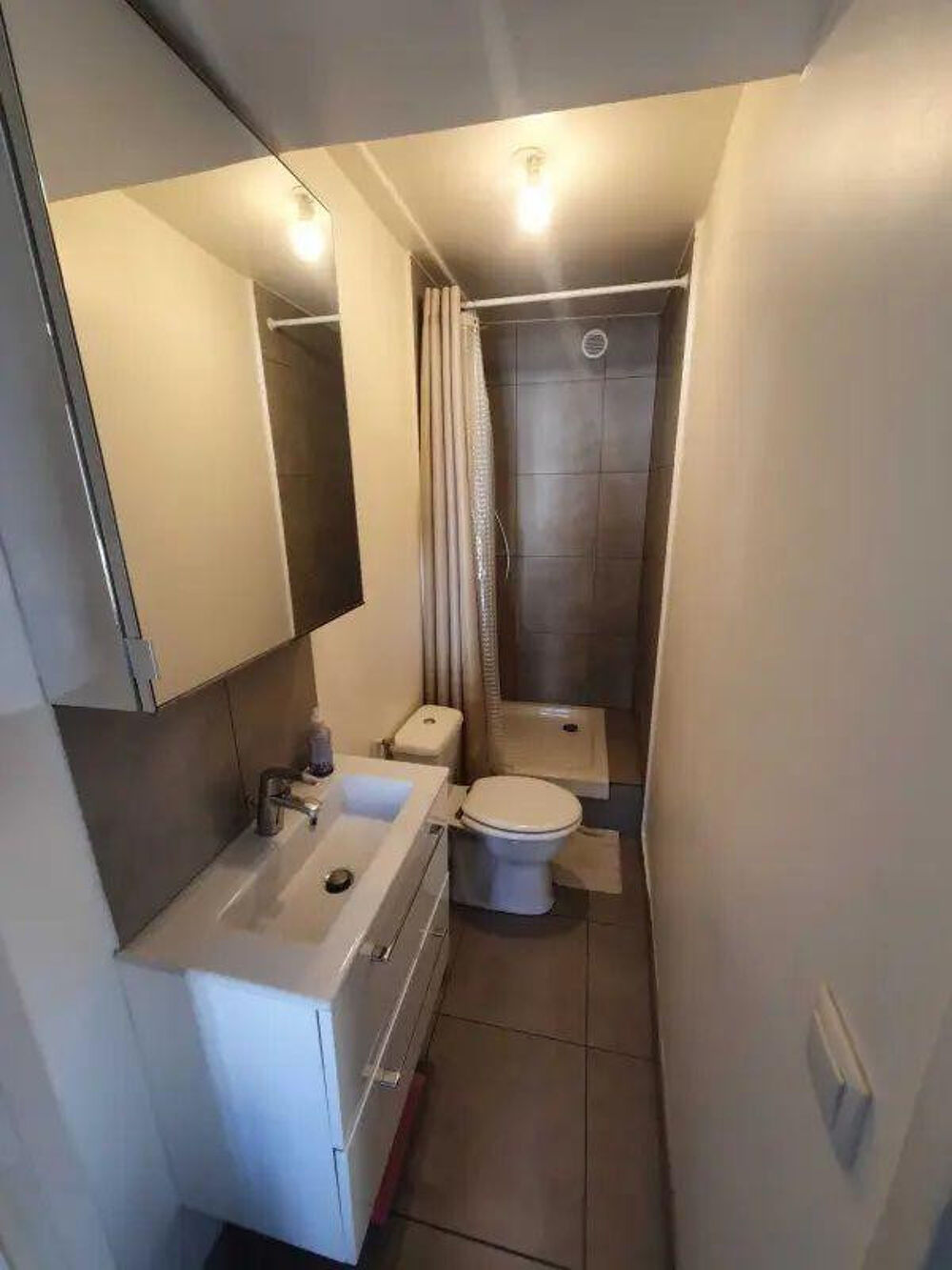 Location Appartement Joli studio dans un quartier calme Argenteuil