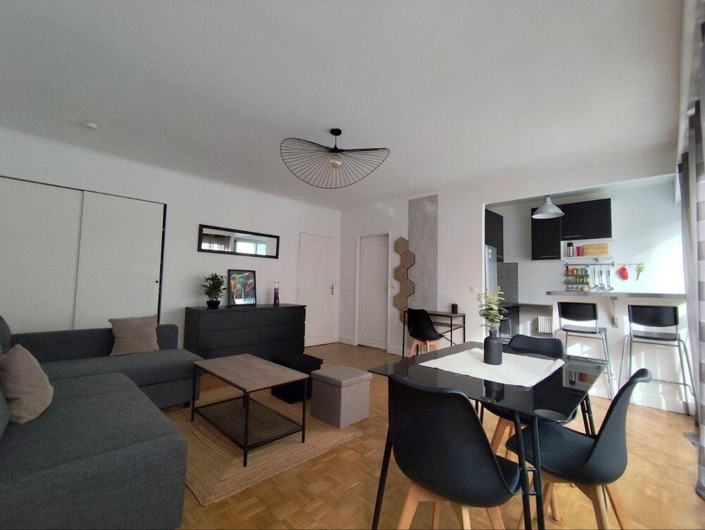Location Appartement Grand studio meublé 35m² Paris 15