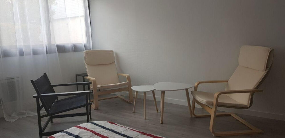 Location Appartement Beau studio 28.33 m² meublé (Victoire) Bordeaux