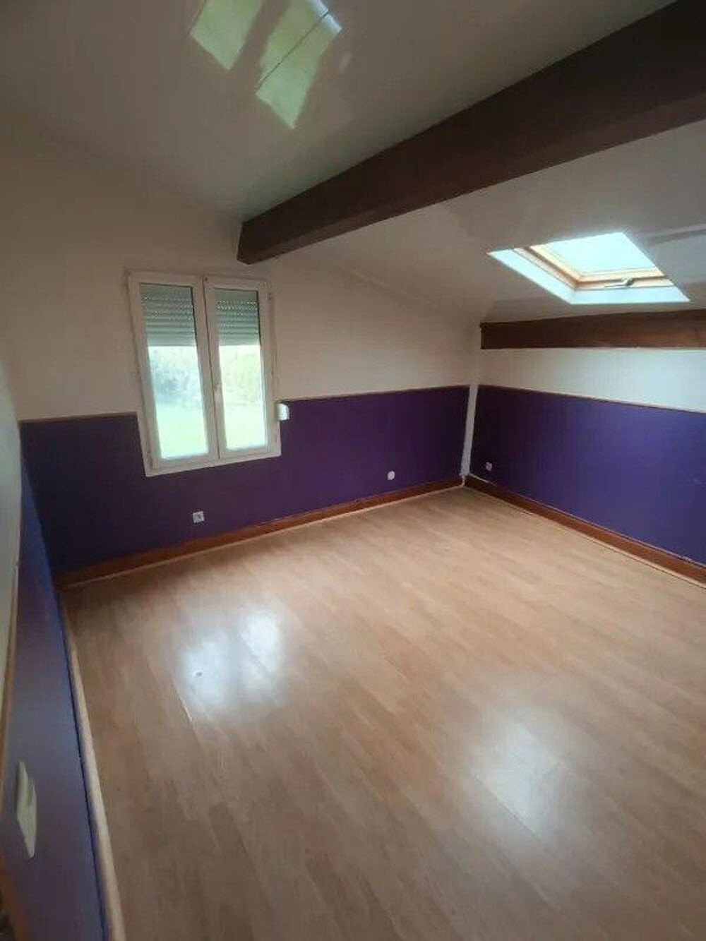 Location Appartement Beau F2 dans maison de maître avec grand jardin Courcelles-chaussy