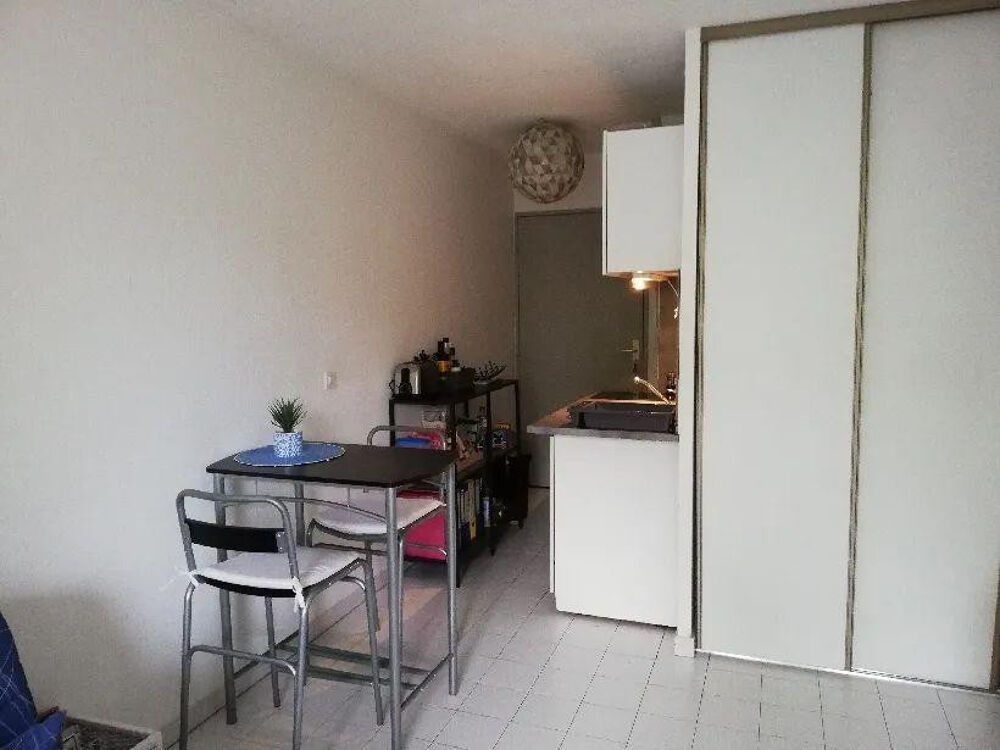 Location Appartement Beau studio meublé 20m² avec parking Montpellier