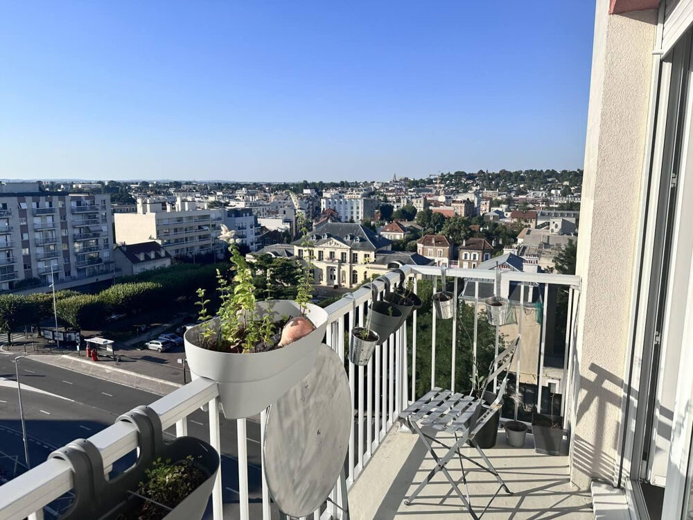 Location Appartement Beau 2P meublé 55m² avec balcon sans vis-à-vis Villemomble