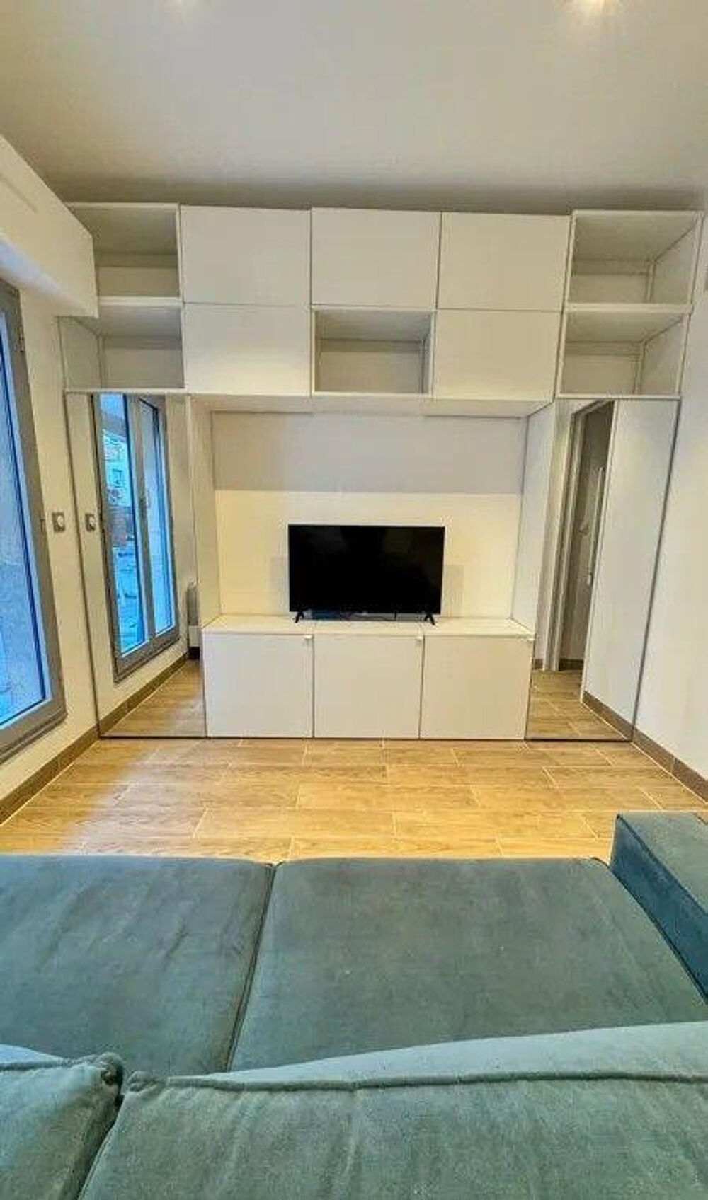 Location Appartement Beau studio meublé 21m² avec terrasse Viroflay