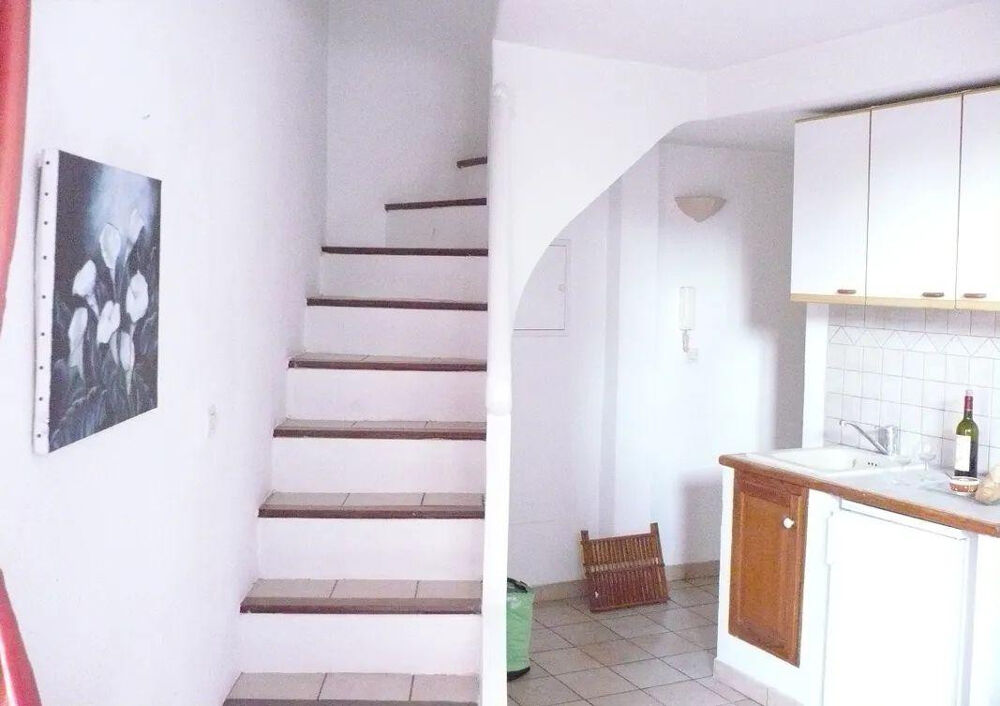Location Appartement Beau 2P meublé 32m2 Centre Aix-en-Provence Aix-en-provence