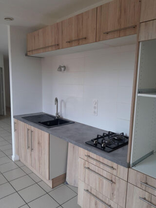  Appartement à louer 3 pièces 60 m²