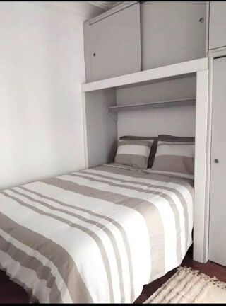  Appartement à louer 2 pièces 27 m²