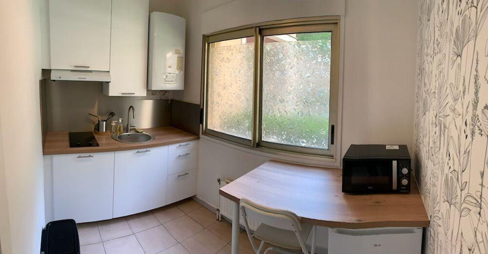 Location Appartement Studio meublé à Sainte-Foy-lès-Lyon Sainte-foy-lès-lyon