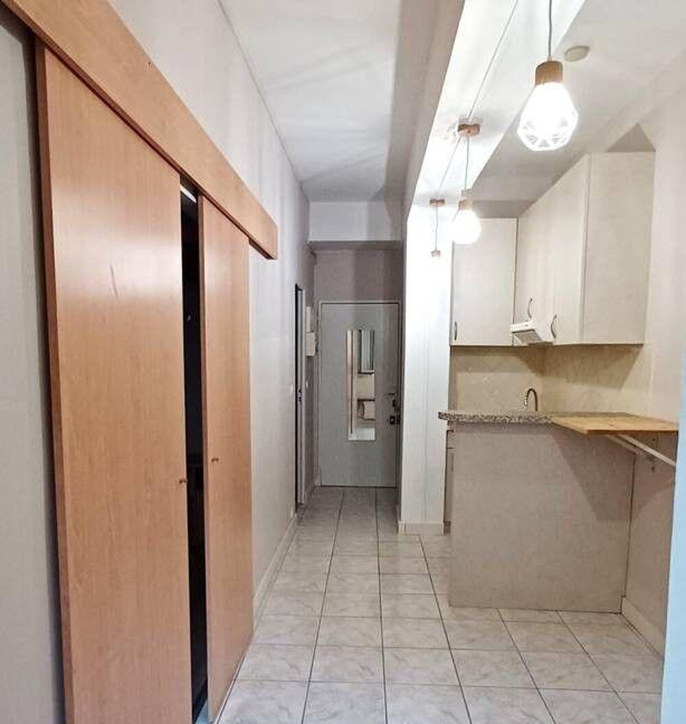 Location Appartement Beau studio 30m² rénové et partiellement équipé Saint-cloud